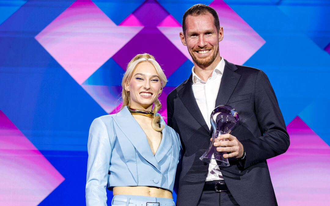 Janja Garnbret zbrala 318.292 evrov za Botrstvo v športu in ambasadorstvo predala Tinetu Urnautu